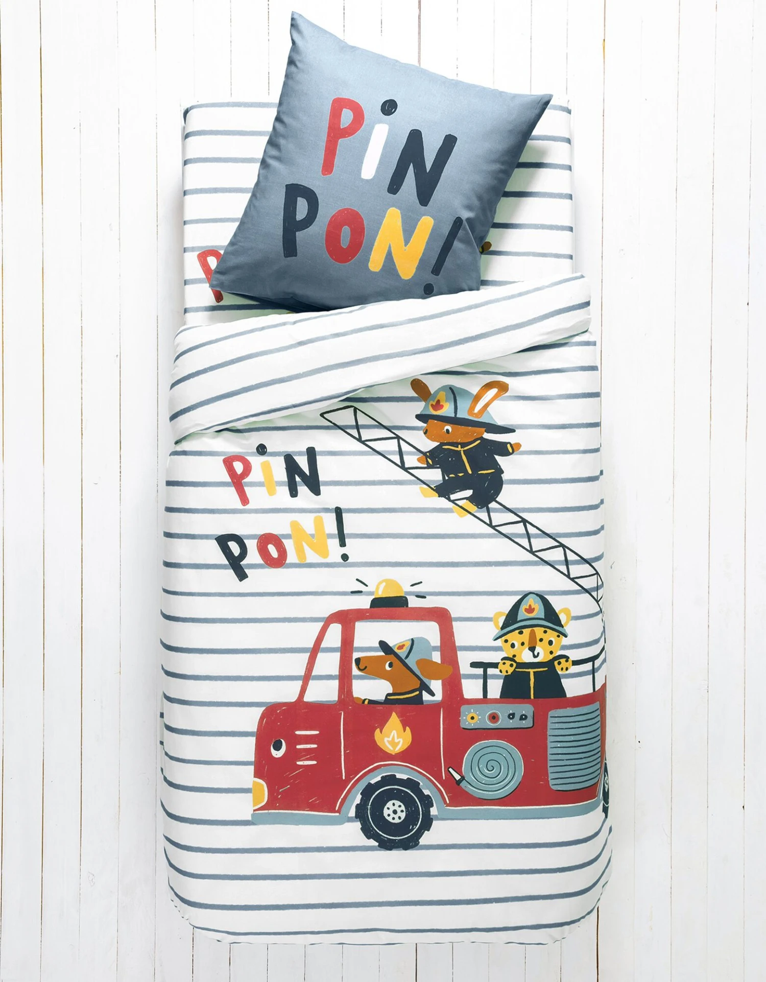 Linge De Lit Enfant à Motifs Pompiers En Coton 4 Linge De Lit Enfant à Motifs Pompiers En Coton – Image 4