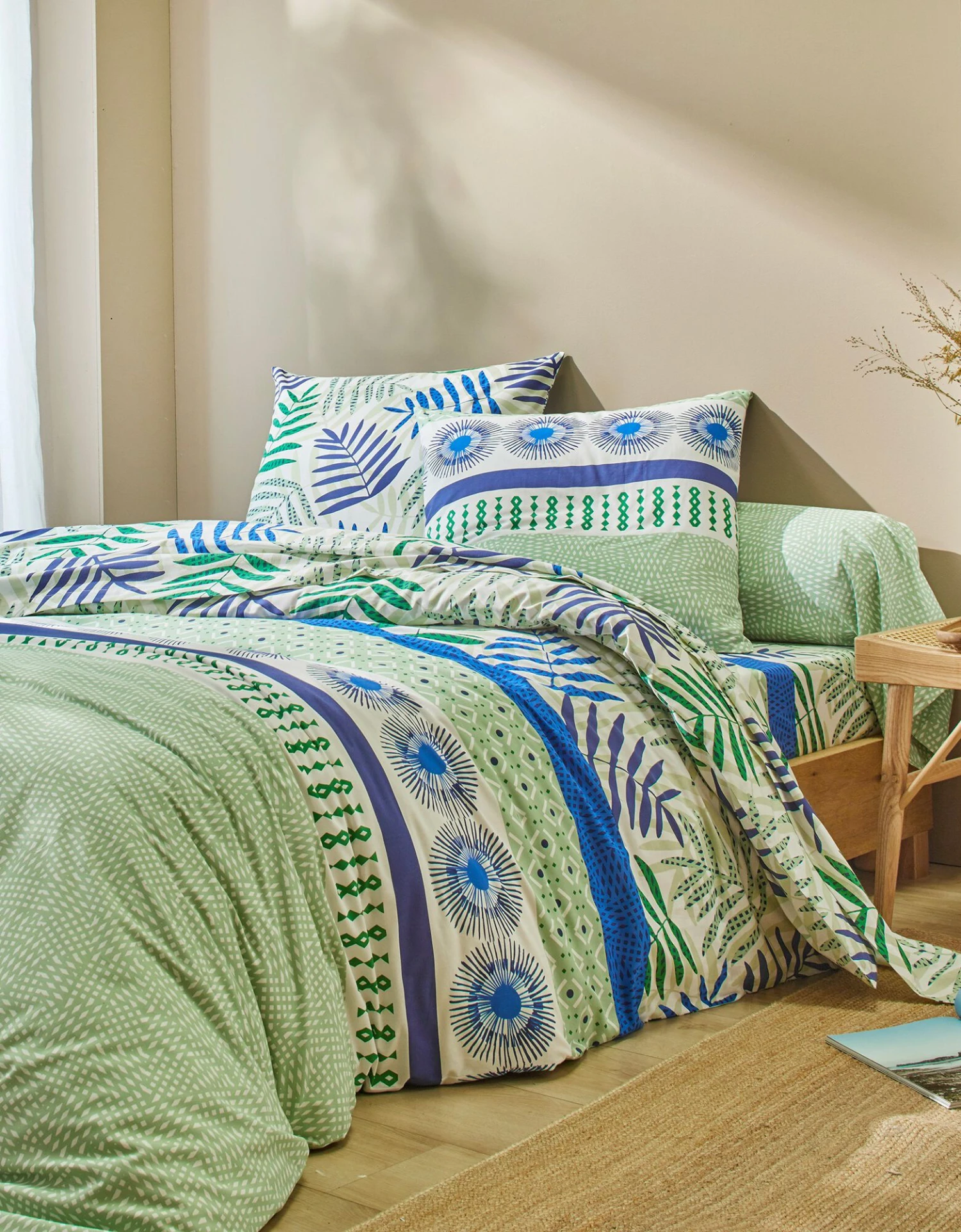 Linge De Lit Adèle Imprimé Feuillage Graphique - Coton 1 Linge De Lit Adèle Imprimé Feuillage Graphique - Coton