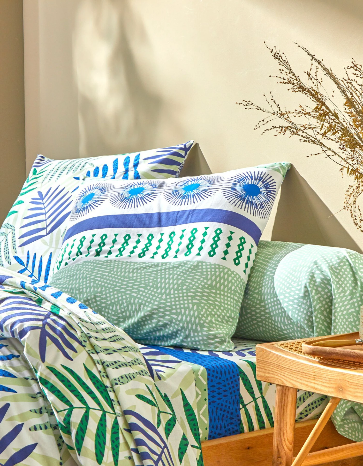 Linge De Lit Adèle Imprimé Feuillage Graphique - Coton 2 Linge De Lit Adèle Imprimé Feuillage Graphique - Coton – Image 2