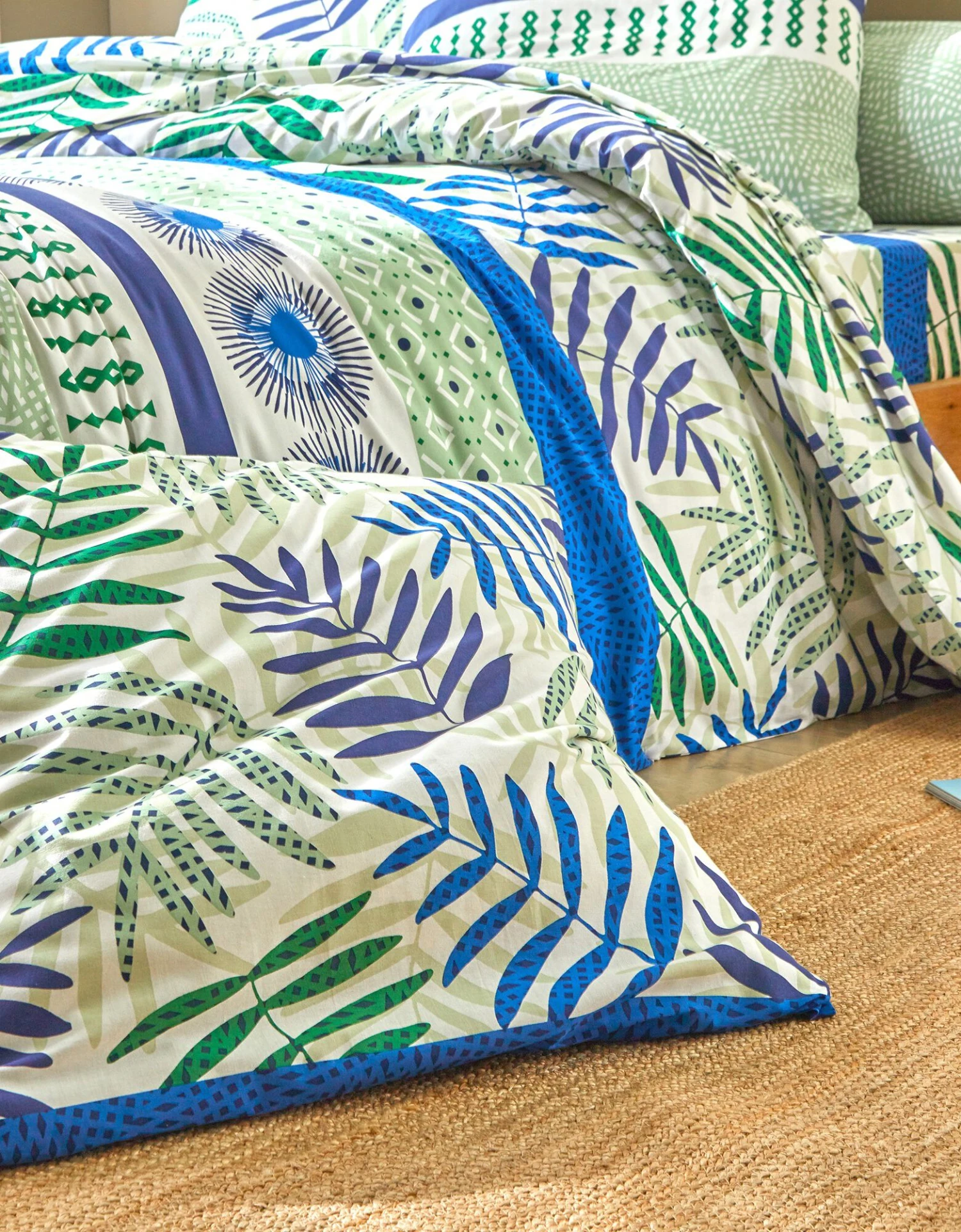 Linge De Lit Adèle Imprimé Feuillage Graphique - Coton 6 Linge De Lit Adèle Imprimé Feuillage Graphique - Coton – Image 6