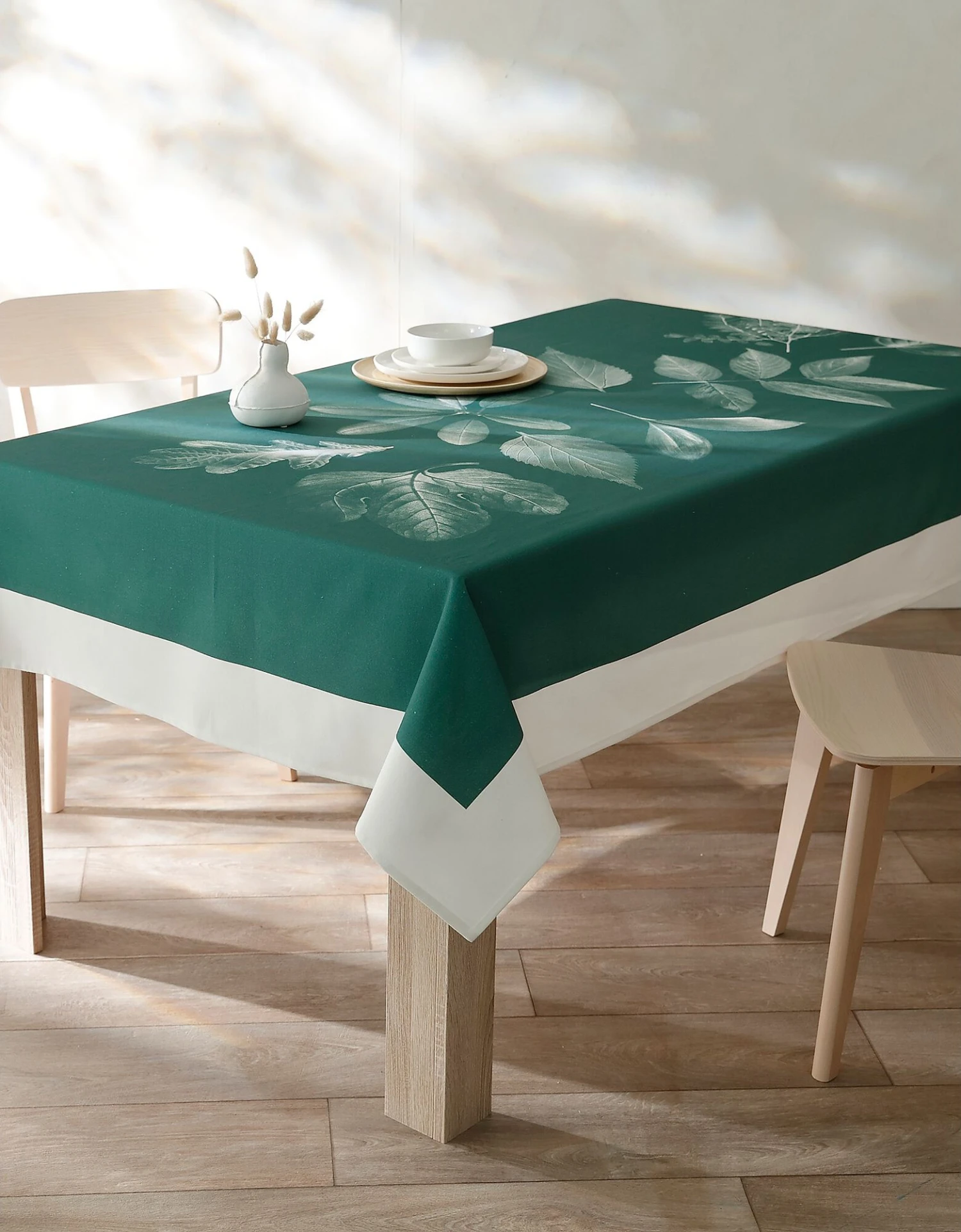 Nappe Fabriquée En France, Motif Placé Herbier - Coton Biologique(1) 2 Nappe Fabriquée En France, Motif Placé Herbier - Coton Biologique(1) – Image 2