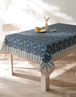 Nappe Fabriquée En France, Motif Fleuri Indian Fond Bleu - Coton Biologique(1) 9 Nappe Fabriquée En France, Motif Fleuri Indian Fond Bleu - Coton Biologique(1) -Maison Textiles Magasin 120544 C01 zoomx vue4