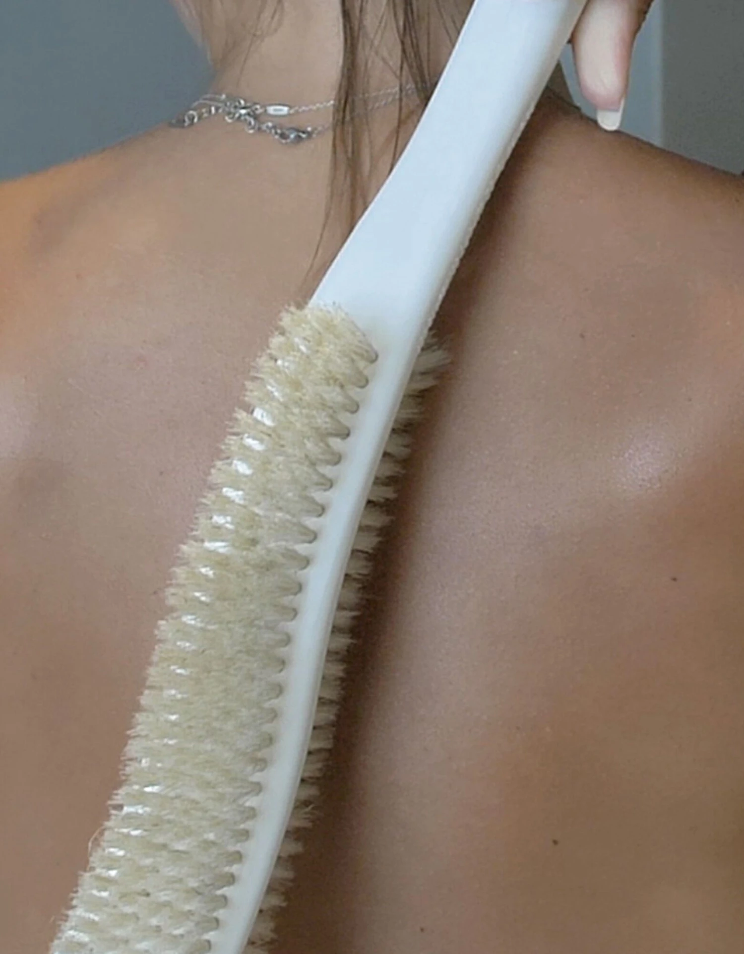 Brosse Ergonomique Spéciale Dos 3 Brosse Ergonomique Spéciale Dos – Image 3