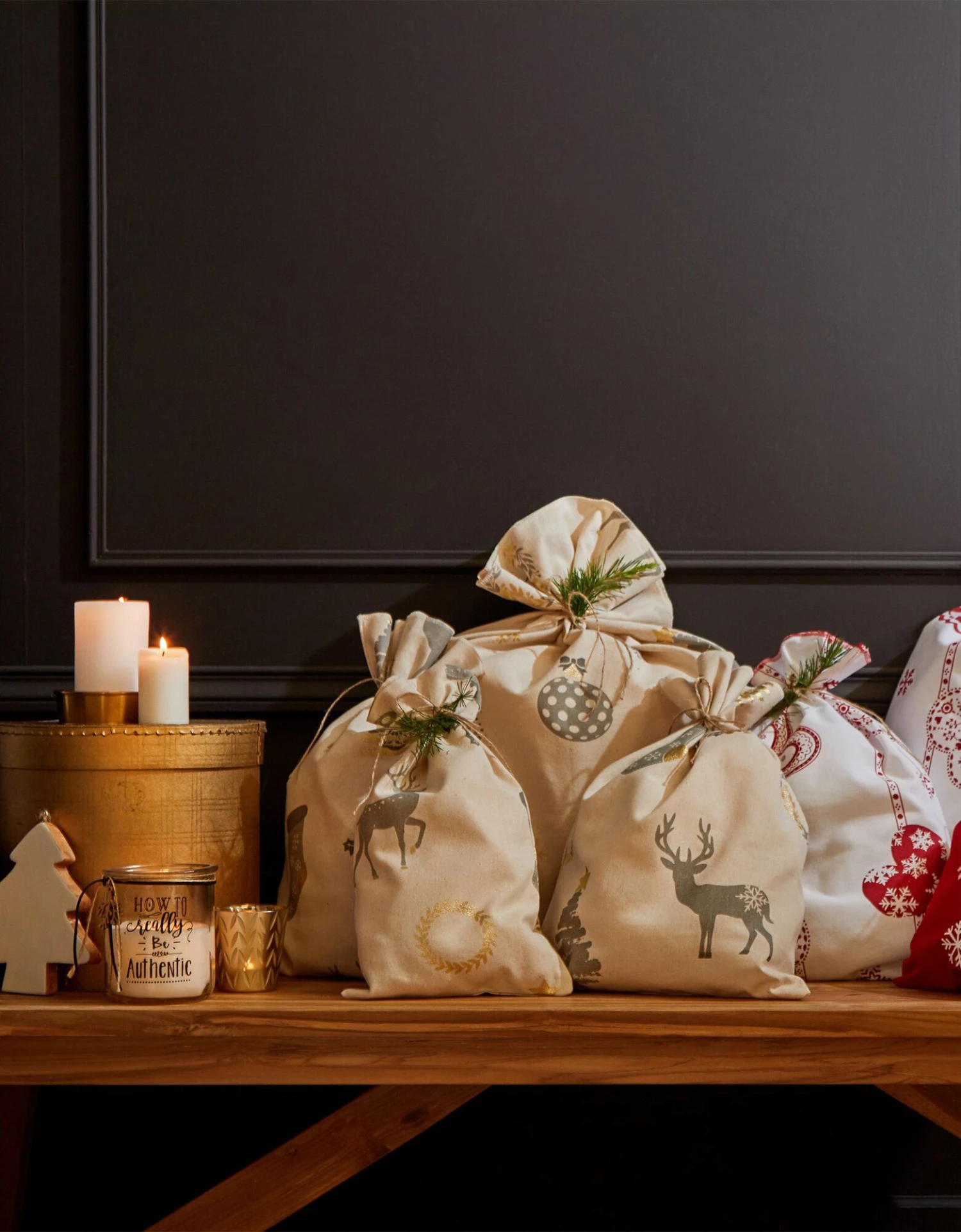 Lot De 2 Pochettes Emballage Cadeau Upcyclées M + L 2 Lot De 2 Pochettes Emballage Cadeau Upcyclées M + L – Image 2