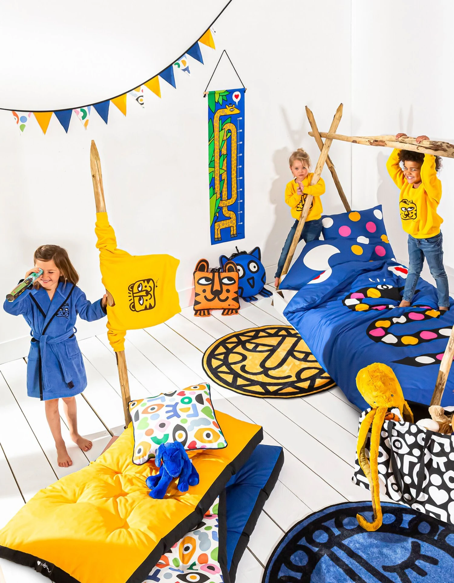 Tapis Rond Imprimé Tête D'animal Fond Bleu, Collection Enfant LEM 4 Tapis Rond Imprimé Tête D'animal Fond Bleu, Collection Enfant LEM – Image 4