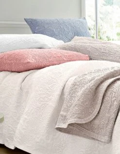 Jeté De Lit Uni Style Boutis Mélissa