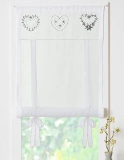 Store Broderies Motifs Coeurs Finition Passe-tringle