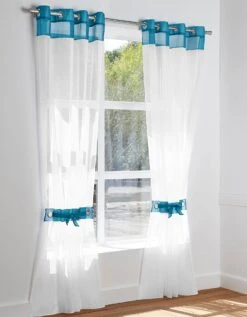 Panneau Voilage Uni Finition Oeillets Embrasse