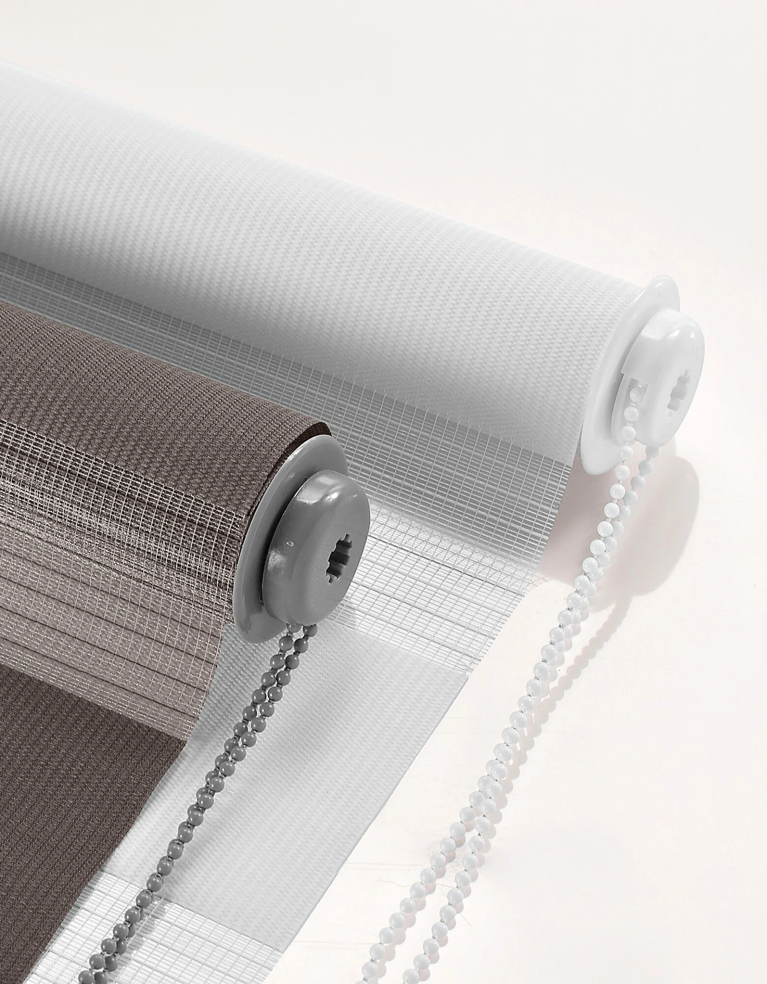 Store Jour/nuit à Clipser 3 Store Jour/nuit à Clipser – Image 3